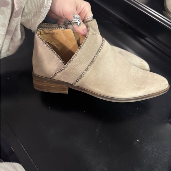 Lucky Brand Tan Suede Ankle Boots - Picture 3 of 5